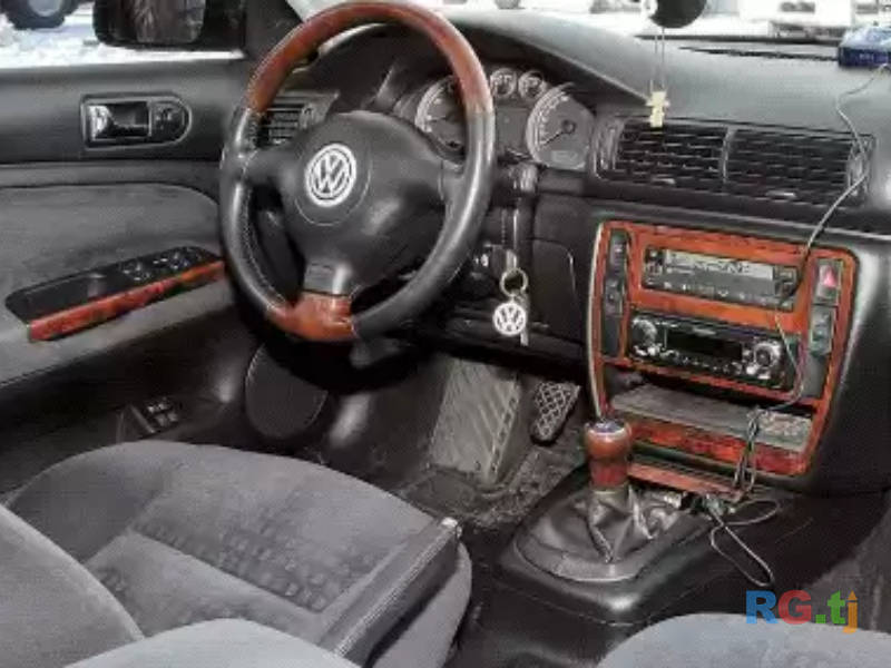 Volkswagen Passat 1.8 2002 г.